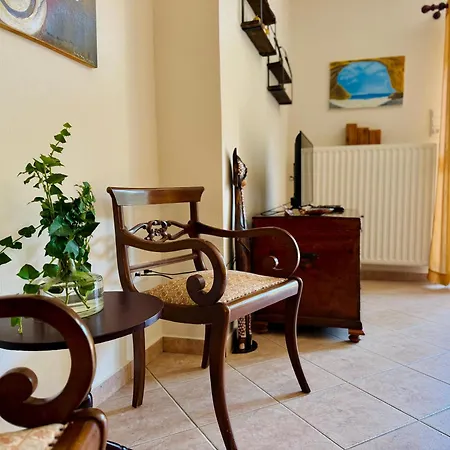 Oasis Apartment